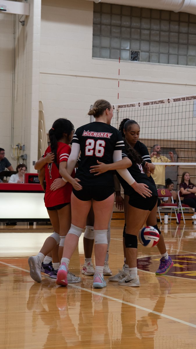 McCaskeyHS's tweet photo. Our 𝗚𝗜𝗥𝗟𝗦' 𝗩𝗢𝗟𝗟𝗘𝗬𝗕𝗔𝗟𝗟 team is already working hard for next season! 🌪️🏐

They start today and will continue 𝗢𝗣𝗘𝗡 𝗚𝗬𝗠𝗦 every Tuesday over the summer. If you're going into 8th-12th grade, join them in the East gym from 5:30-7pm.

#McCaskeyProud https://t.co/UZD9GVMAqo