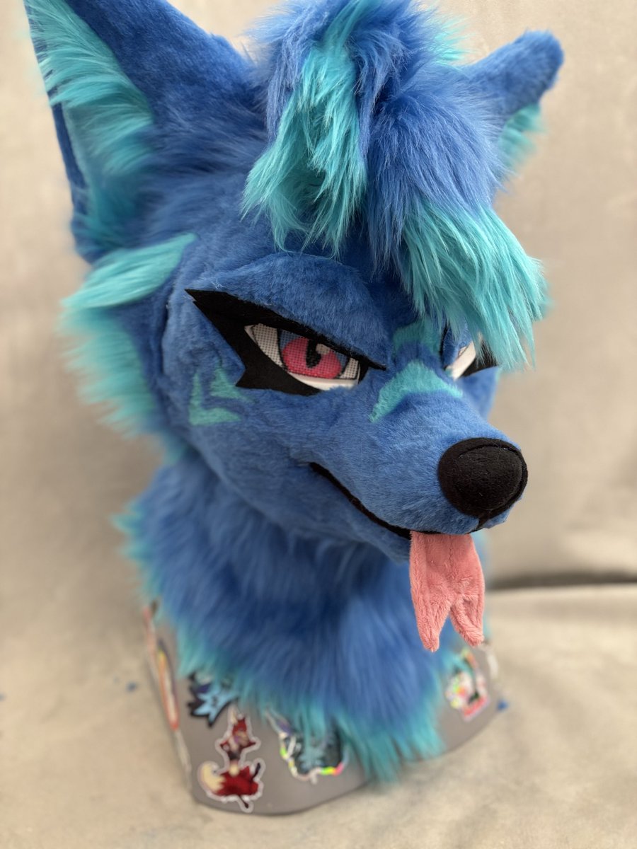 HFursuitFabric's tweet photo. Mraaaw lady and gentleman, il glad to present you the new member of HFF family , LimeLight ! 🎉✨☺️🩵
@Limelight3206 

Comminsions OPEN : https://t.co/1A7FXAjBNU 

#fursuit #fursuitmaker #handmade https://t.co/FS1v3VRLNw