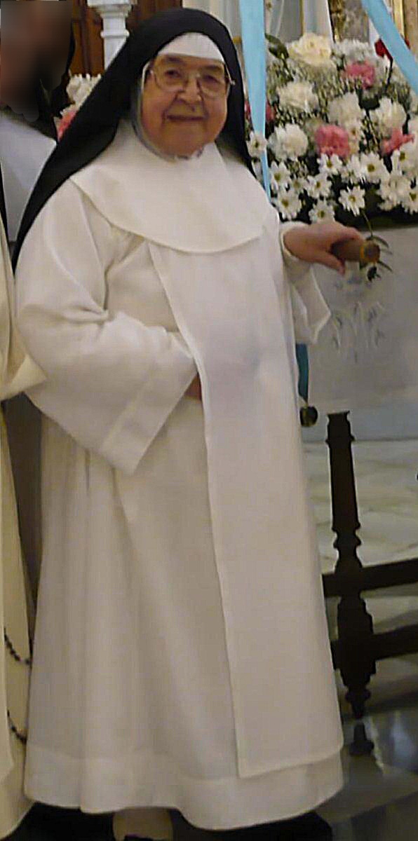 iglesialasolana's tweet photo. Este lunes 1 de junio ha fallecido Sor Ángeles Martín, monja Dominica del Monasterio de San José de nuestro pueblo, a los 100 años de edad y tras 75 de vida consagrada.
Su funeral será mañana 2 de junio a las 11h de la mañana en el convento de las #Dominicas
Descanse en paz 🙏🏽 https://t.co/YE2ns3xrpL
