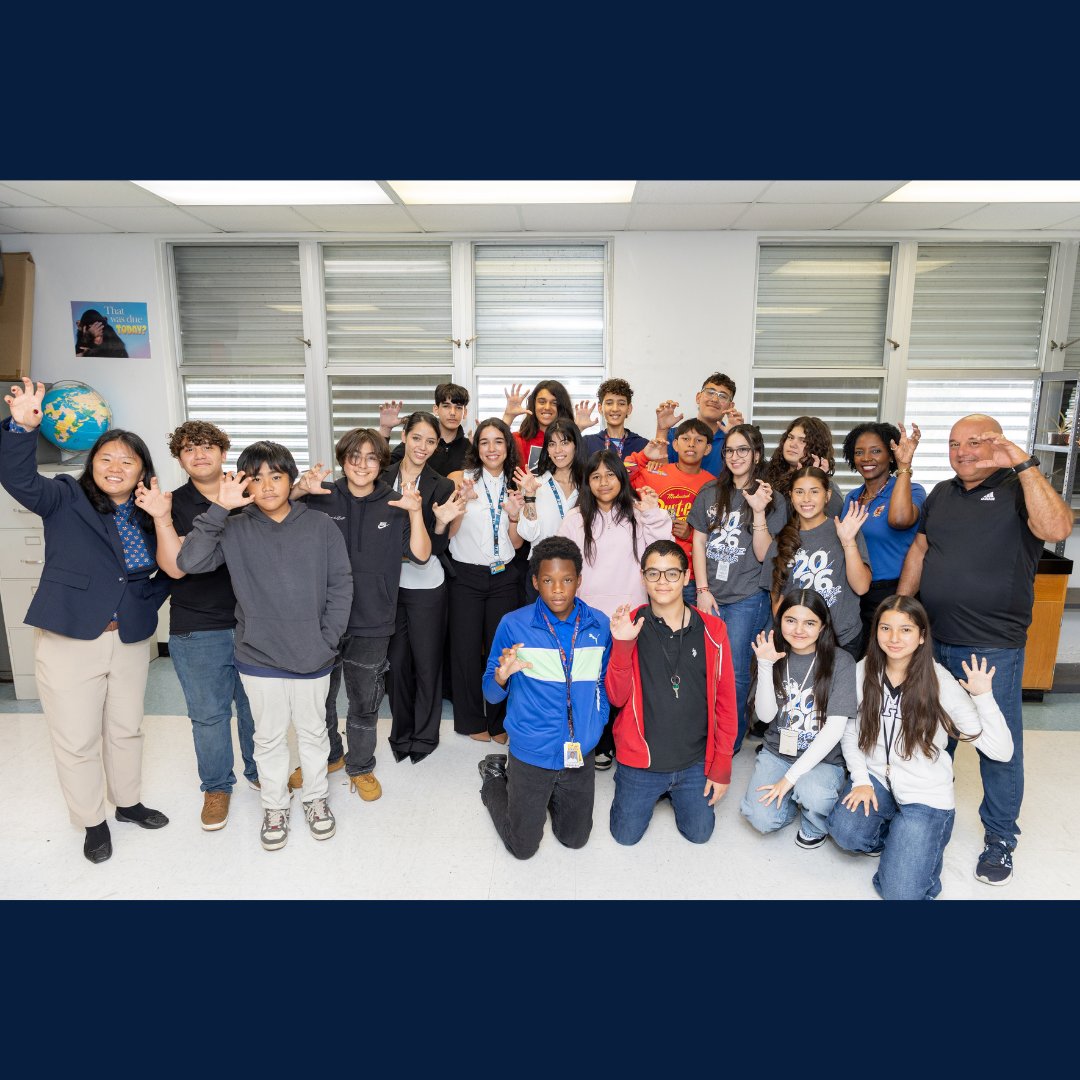 FIUbiomed's tweet photo. 🧠 FIU BME brought neuroscience to Campbell Drive Middle School through @OHBM's Brain Mappers of Tomorrow initiative!

Through interactive activities, FIU students sparked curiosity about the brain among local middle school students.

We look forward to growing this initiative. https://t.co/IKBtrTEEpa
