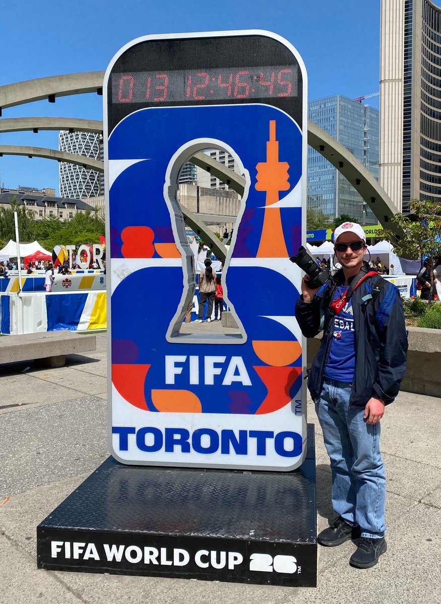 MWilsonMedia's tweet photo. Toronto, the month when we co-host the FIFA World Cup is finally here and it all starts in 10 days!  Go Canada!! ⚽️🇨🇦⚽️🇨🇦

#FIFAWorldCup #WeAreToronto #NathanPhillipsSquare #Videographer #Photographer https://t.co/WeHvvHP8Yj