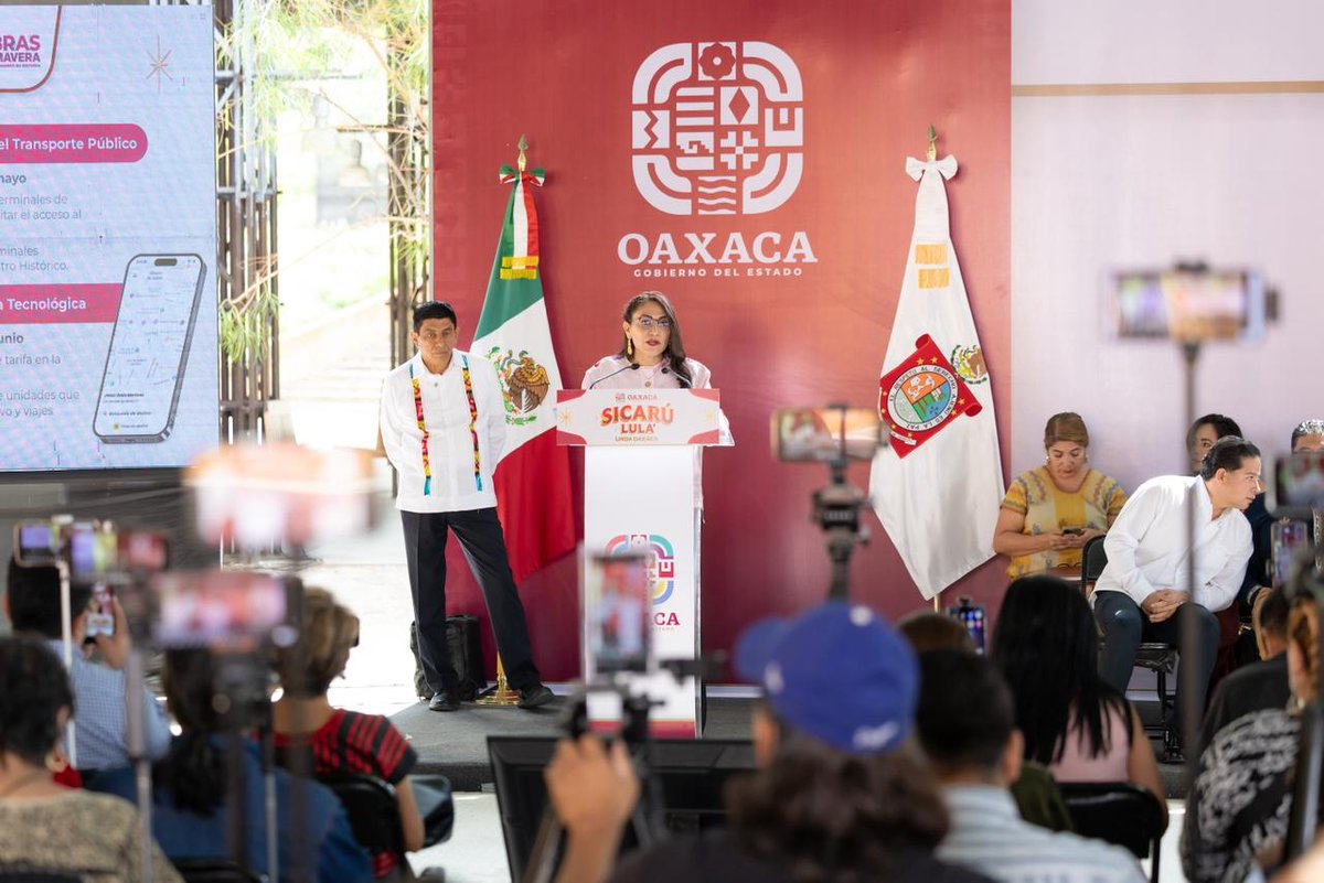 SEMOVI_GobOax's tweet photo. Como parte de la estrategia Sicarú Lula' Linda Oaxaca, nuestra secretaria, @Yes_Nolasco, informó durante la conferencia de prensa encabezada por el Gobernador @salomonj sobre las acciones que se impulsan dentro de este programa. https://t.co/SLgdIkpOHQ