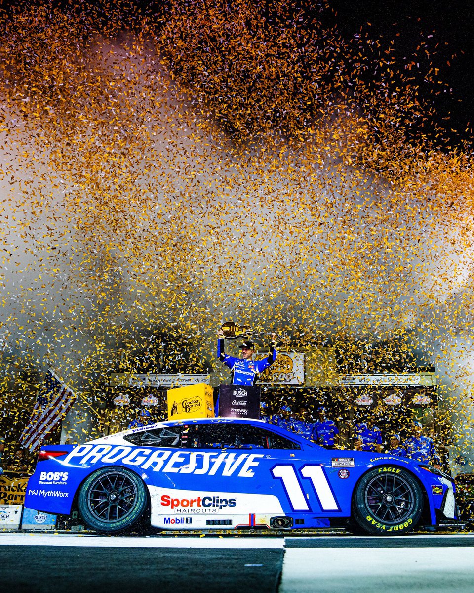 WashingtonFan9's tweet photo. (📸- @NASCAR) https://t.co/ktN7LKrNrZ