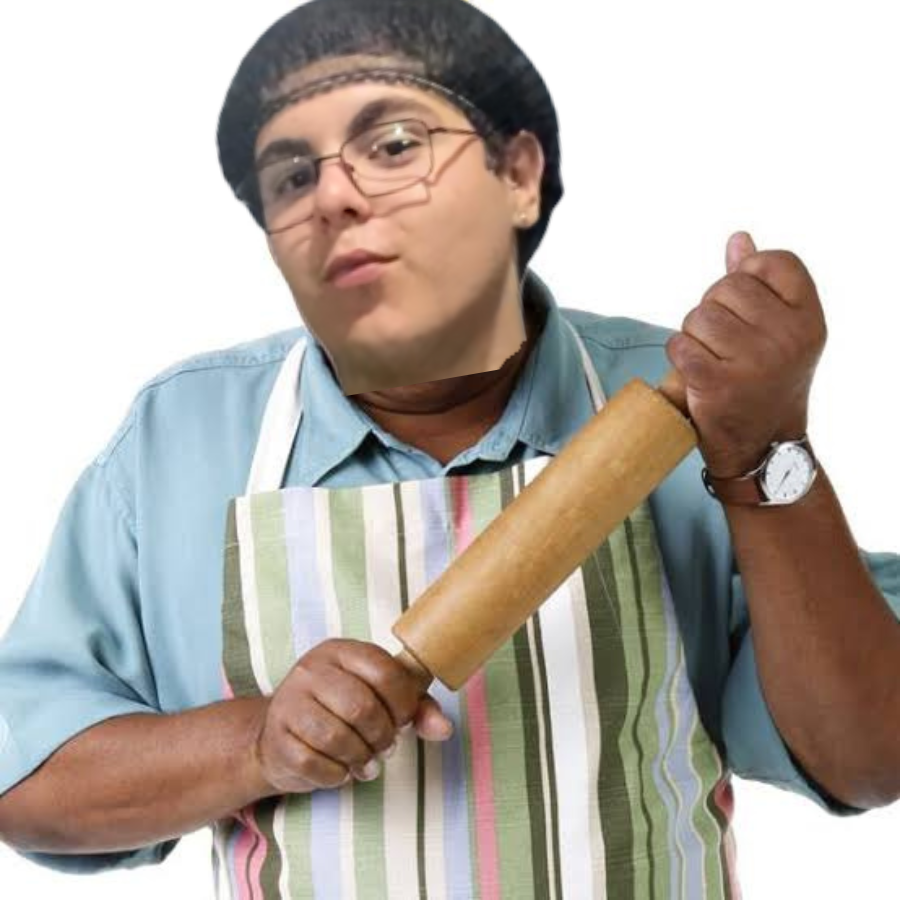 GrupodeRisco_ch's tweet photo. "Ai, mas sopa não é janta..."
O Chefe Chico prestes a cometer um crime culinário com o rolo de massa para defender o Selo de Qualidade do Sopão do GR: "Pois agora vai ser, querida!" https://t.co/3GQYMRHFCM