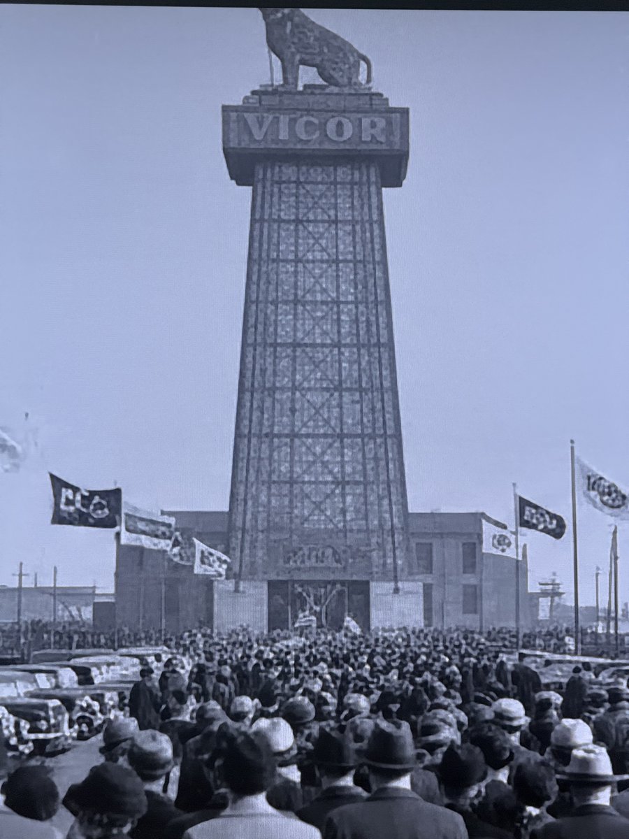 RomanStanek's tweet photo. Something tells me this YouTube video about the history of RCA Victor is AI slop, like most videos on YouTube these days.
We’re entering a terrible era where the facts are copied from Wikipedia, the narration is AI-generated, and the historical photos never actually existed. https://t.co/BpEG14tC0e