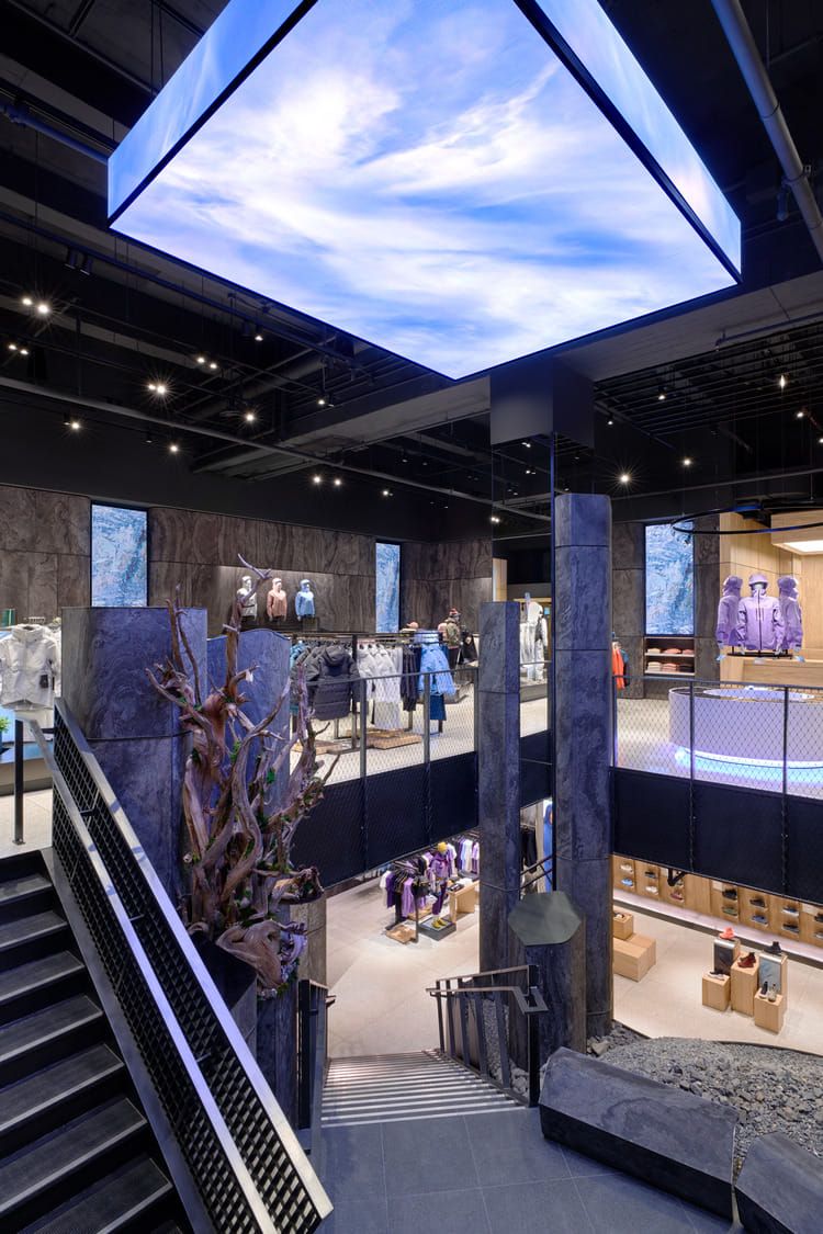 archinect's tweet photo. Arc'teryx 5th Avenue by Skylab Architecture #ArchinectProjects

Project details at https://t.co/z9C8iDDpEx https://t.co/QFLppY6klq