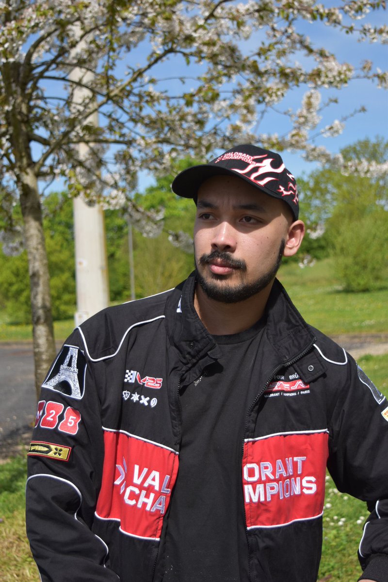 _555ex's tweet photo. @ryanf20c s'il avait eu autre chose que des Honda https://t.co/kaU9amScDJ
