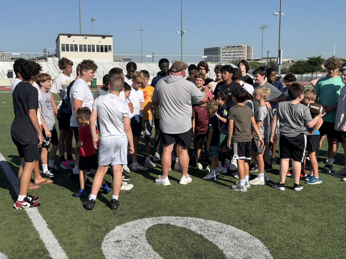 rob_starr's tweet photo. Do damage. We ARE open for business this summer. All grades 1-12.  #Havoc @FriscoMemo_FB @FriscoMemo_BTRF @friscoisd https://t.co/ZTkGZPJgjd