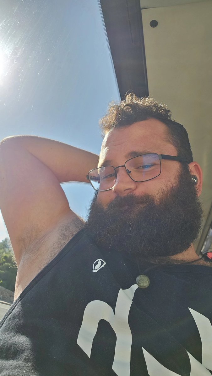 ReAlLuissES's tweet photo. Happy priDE MONth, Don't let anyone steal your spark. https://t.co/QsLzuQ76KW