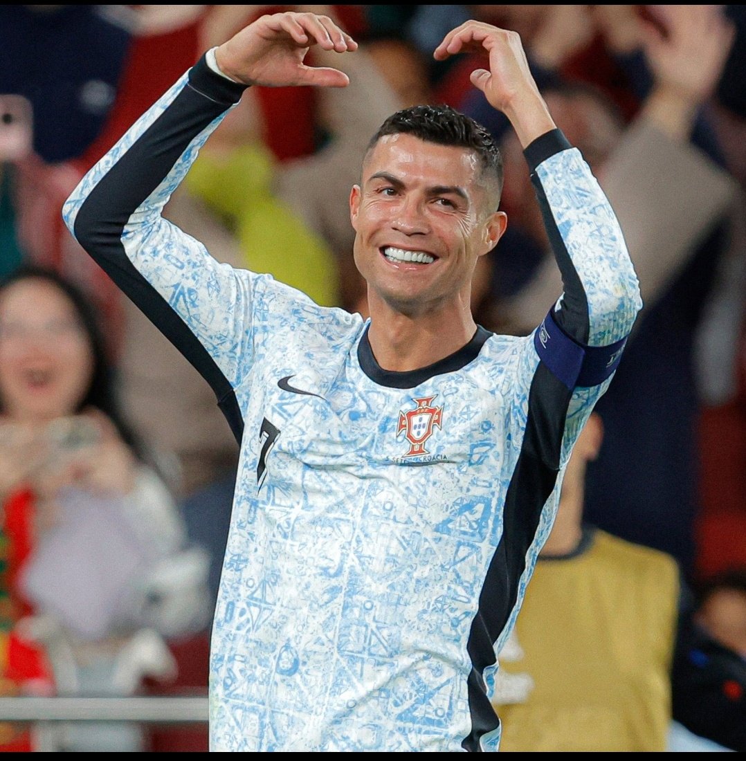 Messiah Yaniss 🇨🇵🇩🇿🇸🇳 tweet media