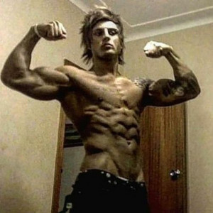 SELFMAXXER tweet media
