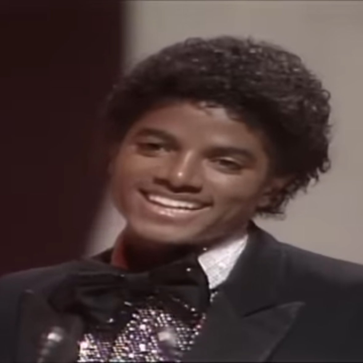 t | mjtwt tweet media