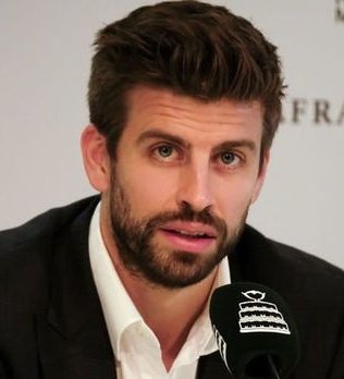 Sage_FCB's tweet photo. 🚨 Gerard Pique on Barcelona choosing between Victor Osimhen and Julian Alvarez:

🗣️ Interviewer: "If Barcelona have the opportunity to sign either Victor Osimhen or Julian Alvarez, who would you choose?"

🗣️ Gerard Pique: "First of all, both are fantastic players. Osimhen is one of the most dangerous strikers in world football. He has pace, power, intensity and the ability to decide games on his own. Any club would be lucky to have him.

But when we talk about Barcelona, we have to think beyond goals. We have to think about the way the team plays and what the club's identity demands from its forwards.

When I watch Julian Alvarez, I see a player who naturally understands positional football. He links play well, combines with teammates, attacks spaces intelligently and helps the team function collectively. Those are qualities that have always been important at Barcelona.

Most teams defend deep against Barça. In those matches, it's not always about power or speed. It's about movement, decision-making and creating spaces where none seem to exist. Alvarez excels in those situations.

Osimhen can win games by himself, but Alvarez helps the entire team play better. That's the difference for me.

People will look at statistics and goals, and that's normal. But Barcelona has always been a club where the style matters as much as the result. If you're asking me which player fits Barcelona's football more naturally, my answer is Julian Alvarez.

Not because Osimhen isn't world class, but because Alvarez looks like a player made for Barcelona."