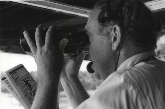 GoodSeatsStill's tweet photo. 🏇 Tom Durkin called the Kentucky Derby, the Breeders' Cup, and some of racing's most unforgettable moments. But his greatest story might be his own. ➡️ LISTEN NOW wherever you pod, YouTube or https://t.co/1Xb35hCi15 https://t.co/xnuC7TtS8s