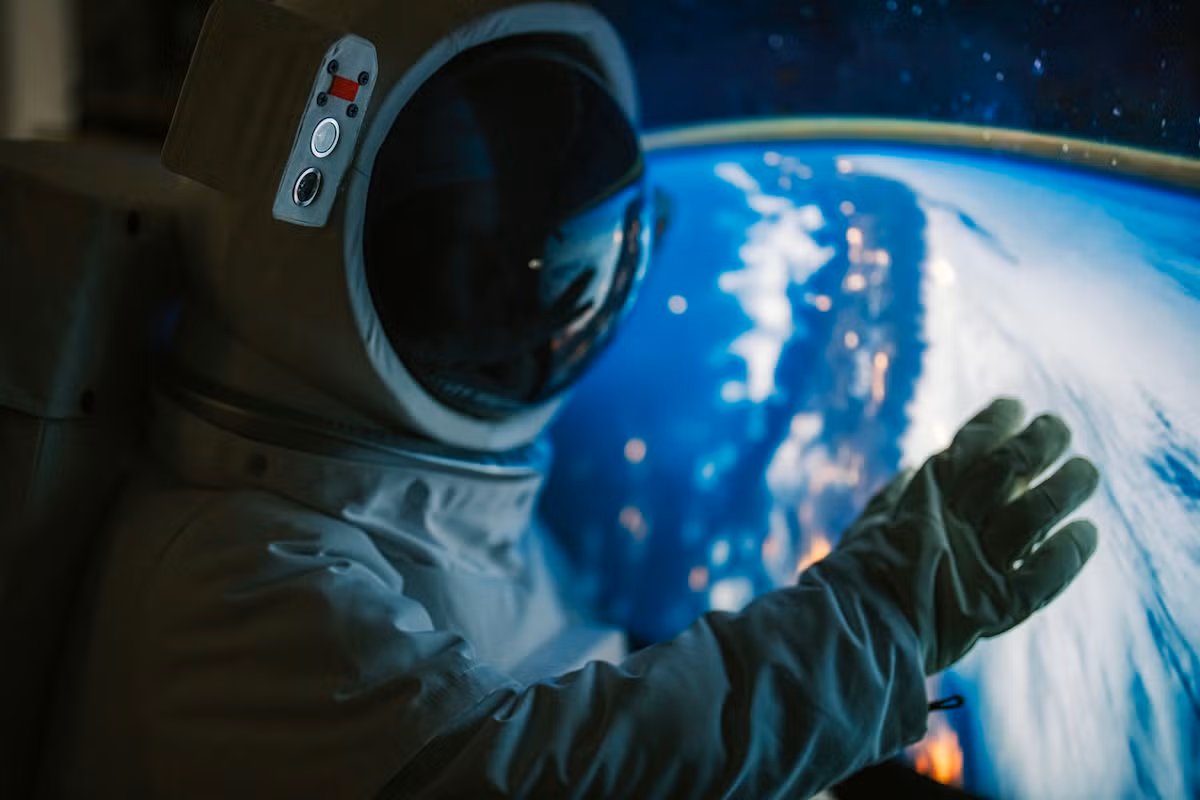 UCFECE's tweet photo. We're working with TAU Systems on a new radiation testing method that could make the process faster, more accessible and easier to scale at SpaceU. 🚀 

Learn more about the research: https://t.co/wJpQO9L3S8 https://t.co/RGaDkNhtaz