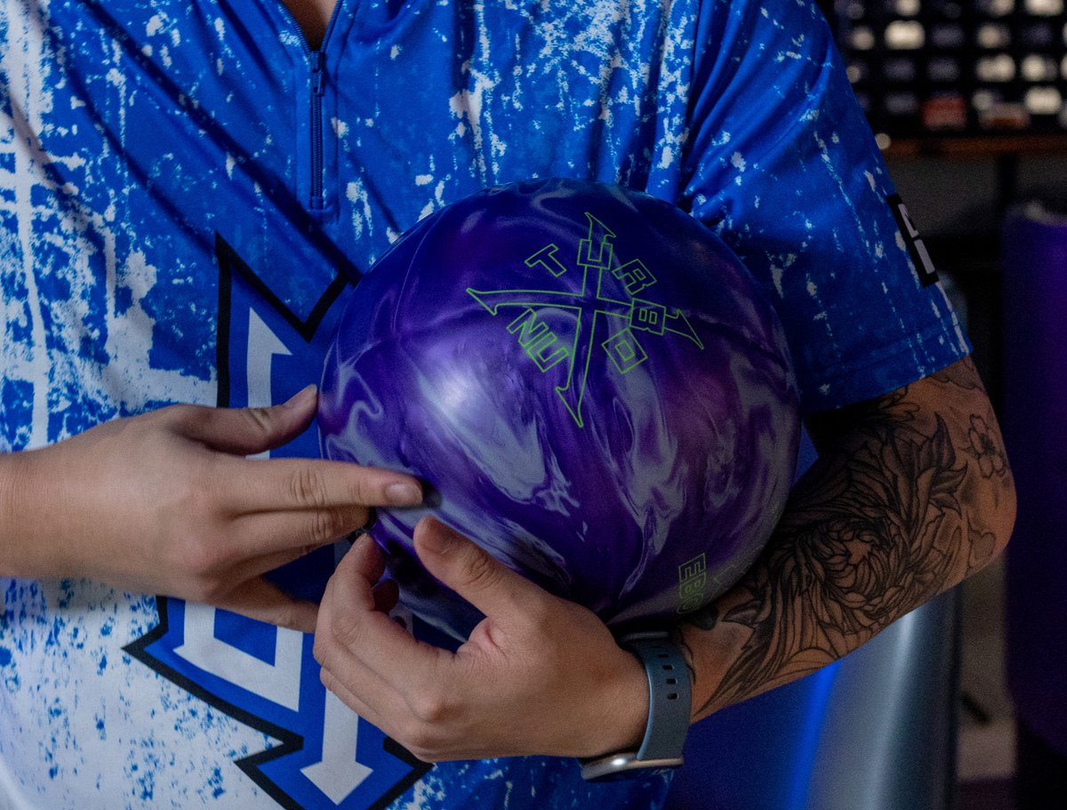 EboniteBowling's tweet photo. Ultimate control. That's the Turbo X NU.
#EboniteBowling #TurboXNU #NotUrethane #BowlToWin https://t.co/ZLSGCKomJJ