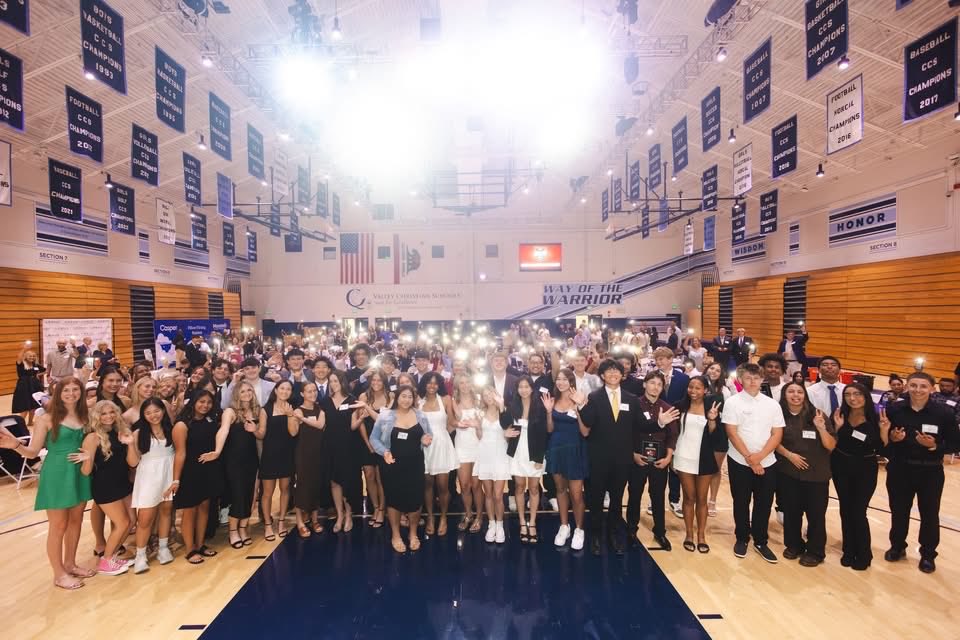 AlannaClincy's tweet photo. We had an amazing time at the 49ers Cal Hi Sports banquet! Thank you so much for selecting me as the CCS Pitcher of the Year for the 2nd year in a row! I am extremely grateful for the recognition and to be around so many talented athletes! https://t.co/Gd6TJ4Ow9f
