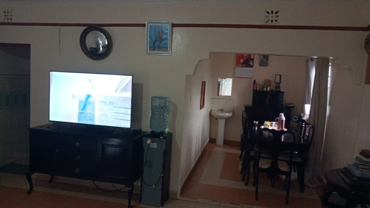 mutitukimathi's tweet photo. This is an executive  3 . It sits on an 1/8 of an acre, near the tarmac road. It is located in Ongata Rongai Nairobi.
To arrange for viewing it and more options kindly call The KG Capital Advisory. On sale ksh 8.5m 
0724701719 https://t.co/aemUdbUnlG