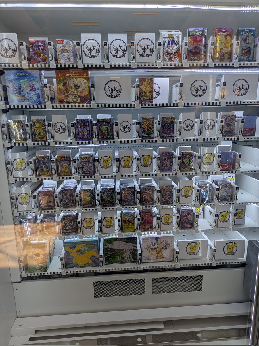 DigADino's tweet photo. @ScalpersDaWild @pok_re92689 @RattlePokemon If it stops these scalpers from posting these ridiculous prices. Then yes. Slash everything. https://t.co/XovaGOIYv9