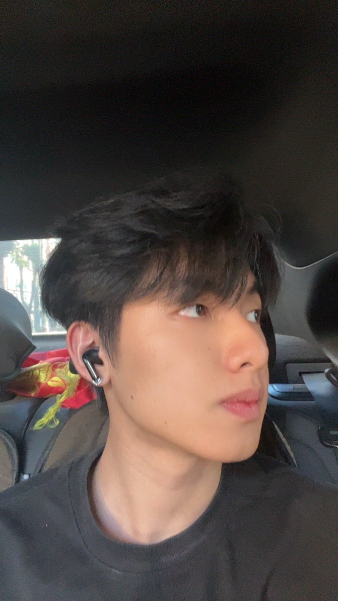 morant26050's tweet photo. 不想失眠 不想失联 不想失眠 https://t.co/ctuRNq4Gc5