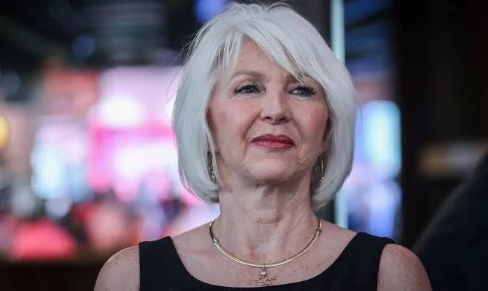 Milajoy's tweet photo. BREAKING:

Tina Peters was just RELEASED from prison. 

Hallelujah. https://t.co/4aWKoO1ooA
