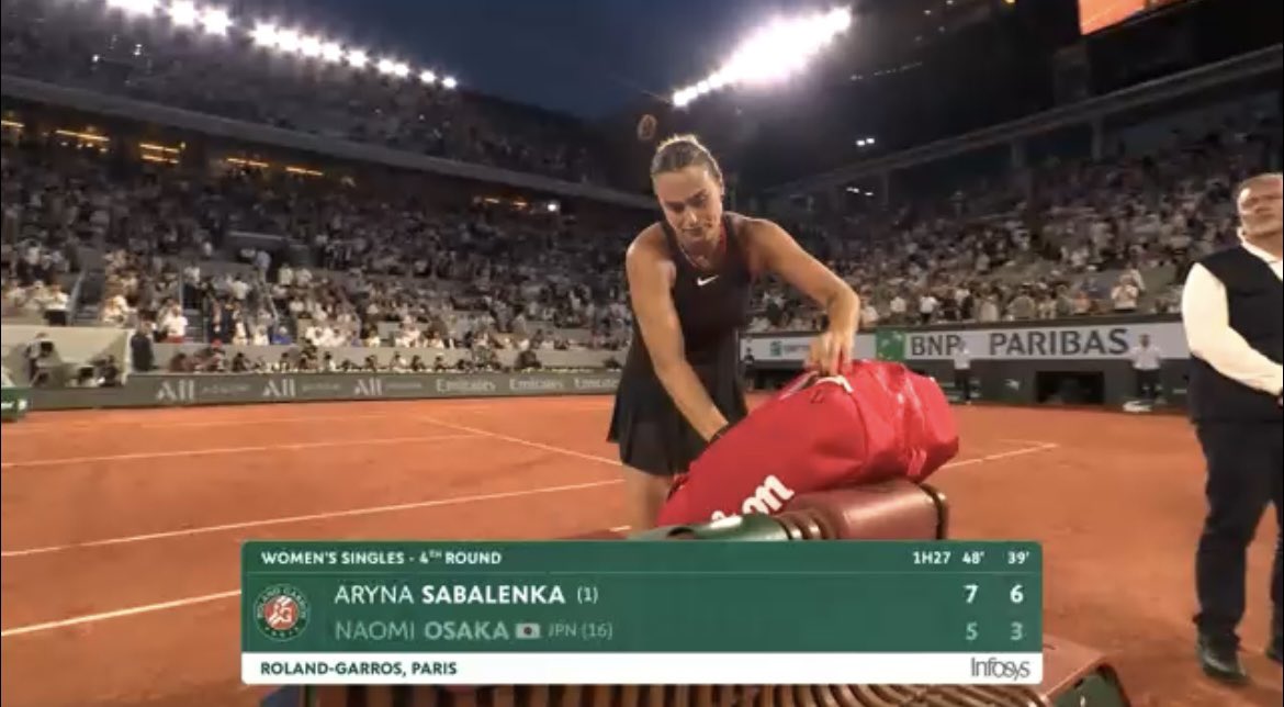 BenoitMaylin's tweet photo. 😍 Wow !

Quel match de Sabalenka !

Impressionnante de puissance certes, mais aussi beaucoup de variations, pour perturber une Osaka dangereuse.

Et son service.
Et ses retours.

Depuis Roland-Garros 2022, la n°1 est toujours au moins en 1/4 en Grand Chelem !

Next Shnaider. https://t.co/j3v09hohXT