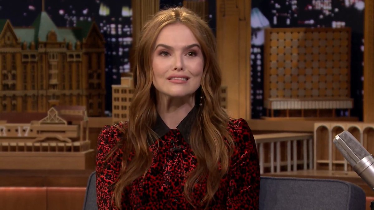 Video preview: Zoey Deutch can make it look like she got a faceli