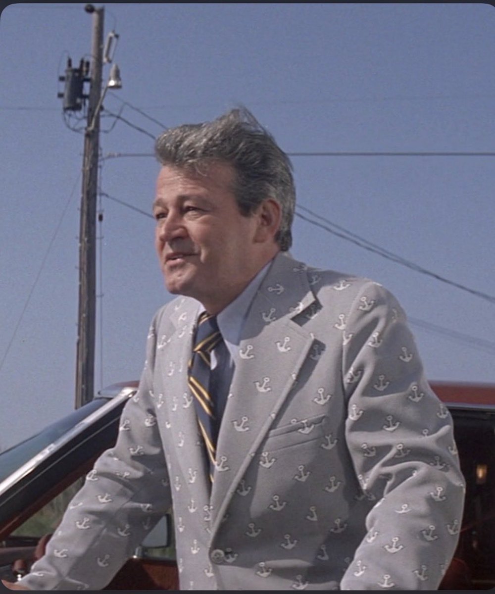 Matttuv's tweet photo. Greatest embodiment of Don’t back down double down also look at that suit https://t.co/ctho9ALGIW