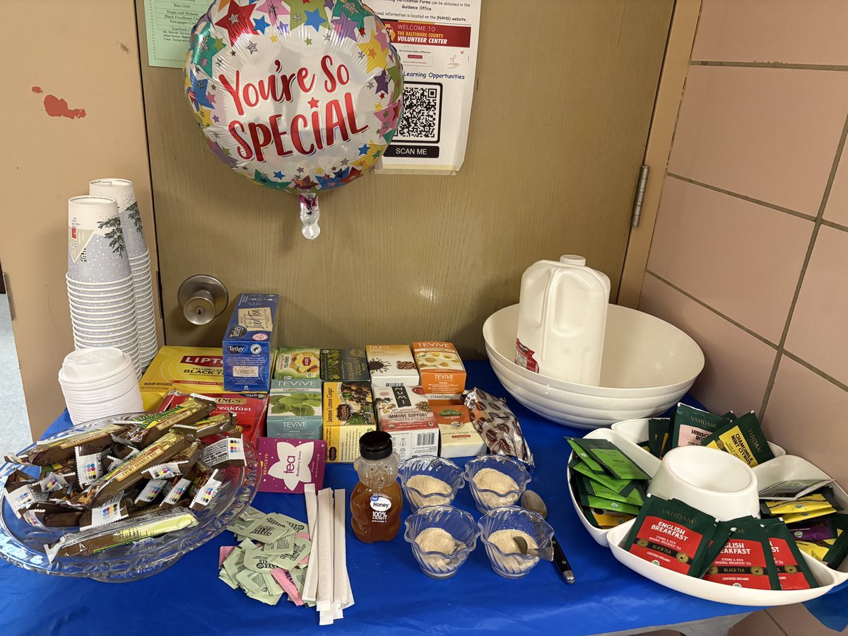 ms_bajpai's tweet photo. Our teachers enjoyed a morning tea as a small token of appreciation and a way to boost morale. Thank you for all the dedication, hard work, and care you bring to our school community each day! @NAHScounseling @philrobinson27 #communityschools #communiTEA https://t.co/EII7bXuuWC