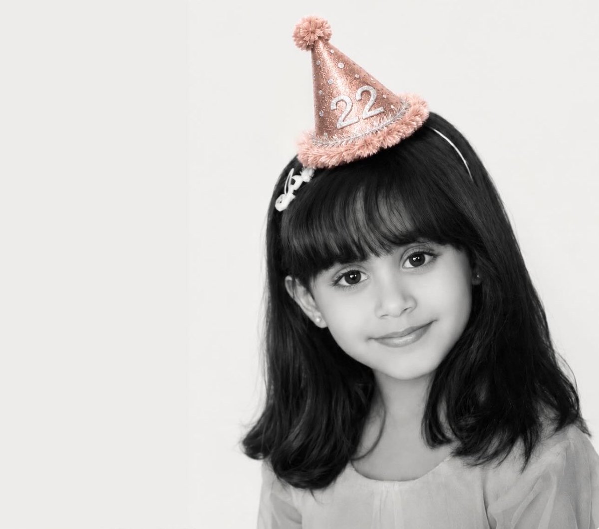 khulooddma's tweet photo. A year older!🎉 https://t.co/Yc2Kd9EJOM