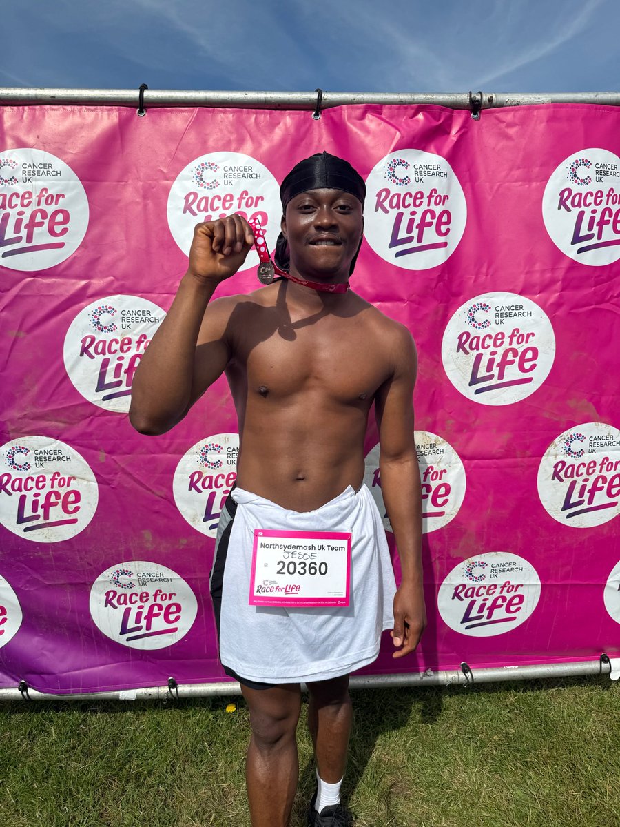 justjesyy's tweet photo. 5k was personal and for the community 

W’s 🩷💙 

@raceforlife 2026 🇬🇧 https://t.co/4cX4WTfO32