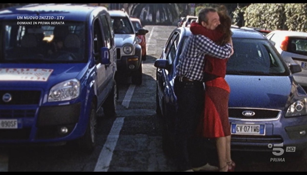 Maghi_98's tweet photo. “Un grande amore sembra non possa finire mai, anche quando lo fa. Ma se ti resta dentro, non significa che sia ancora vivo. Significa solo che ha lasciato il segno.”
GIULIO E LUCIA😭😭💔#icesaroni https://t.co/0lQQQvWXFy