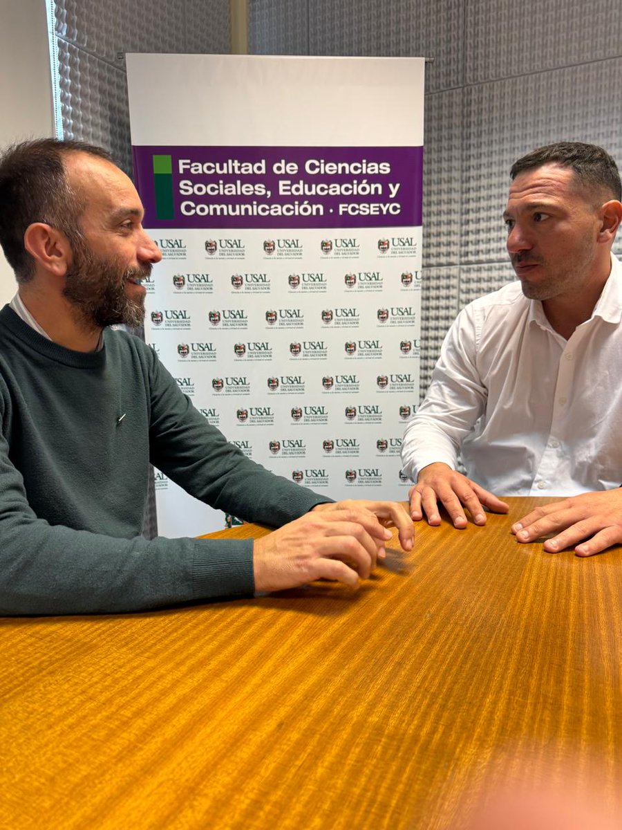 sdabreinche's tweet photo. Episodio 2 de Desafíos Públicos en @USalvador 
Con Gustavo Menicillo: IA, mundo laboral y el debate que se viene — ¿Qué regula el Estado y qué deja avanzar al mercado?
https://t.co/zTzU2RGrNA
#DesafíosPúblicos #InteligenciaArtificial #RegulacionIA #IA https://t.co/ykHRoJBXOi