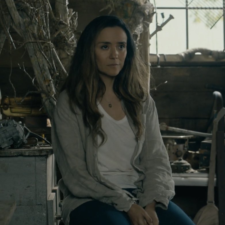 lily (from spoilers) tweet media
