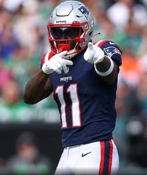 FantasyAlarm's tweet photo. Give us your instant reaction to A.J. Brown to the Patriots?

Currently WR11. How far up or down the board do you move him? https://t.co/KLrvrgVhpL