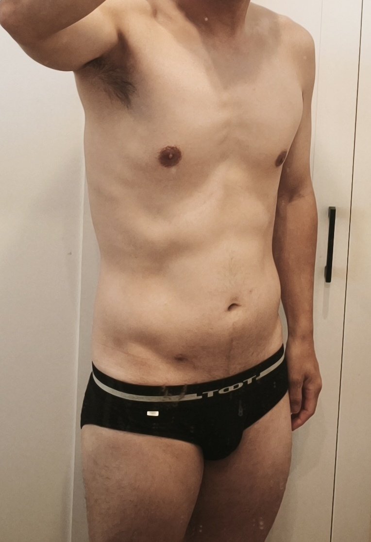 reversegood's tweet photo. 昨日は大トラブル発生。
多分いままで生きてきた中でもかなりの順位のトラブル…。
ニュースになってもおかしくないぐらいだけど。
まぁ、なんとか頑張って解決するしかないな…。
（人と関わるとトラブル増えるなぁ…←経験から）
今年こそ目指せメリハリボディ！ https://t.co/uG3qaibUf5
