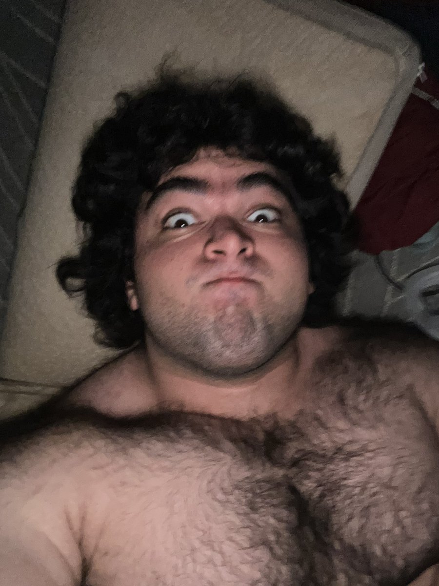 RockyPinga's tweet photo. If this gets 10k likes I’ll genuinely make an OF 💀😭 https://t.co/j7gudgwrYI
