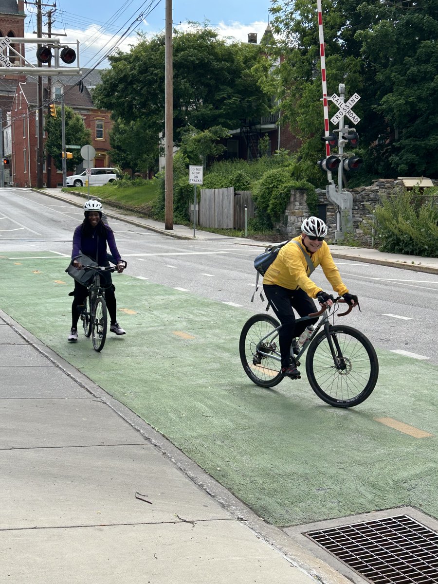 CommutePA's tweet photo. That’s an official wrap on National #BikeMonth! 🏁 A huge THANK YOU to everyone who pedaled, commuted, and rolled with us all May long.

Your two-wheeled trips helped cut emissions, beat traffic, and build a healthier community. Let's keep the wheels turning all summer! 🚴‍♂️💨 https://t.co/2NZvoxiRHT