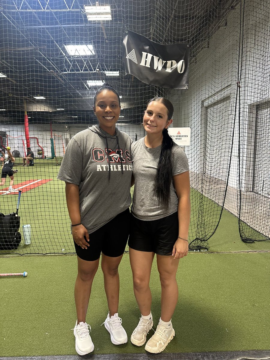 13rileywalker's tweet photo. So glad i got to have a hitting lesson with @cmjathletics21 before we head to Atlanta for Zoom Into June East! @BrianJendro @BrianJendro @TexasCoachWhite @CoachFoyeFDU @CoachDeifel @DukeCoachYoung @CoachValKing @coachcbartlett @Syd_finch @Jamie_Trachsel @FranEnea10 @MRhodesSmith https://t.co/bqSpz3PCgW