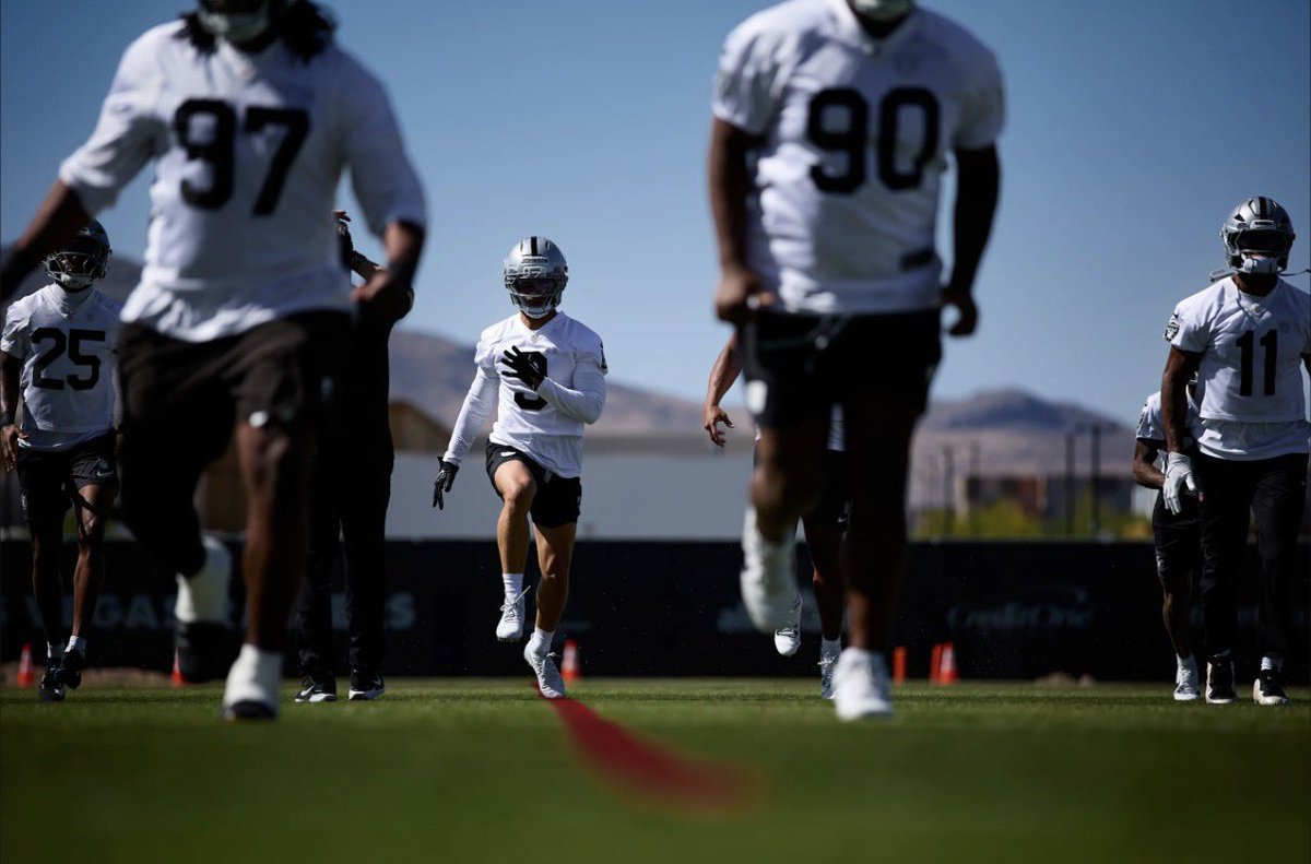 RaidersLead's tweet photo. Taron Johnson has finally reported to OTAs after sitting out due to a contract dispute 

Hopefully all the contract stuff is behind him and we can just worry about football! 

@RaidersResist had it first https://t.co/KtRF1MiRN3