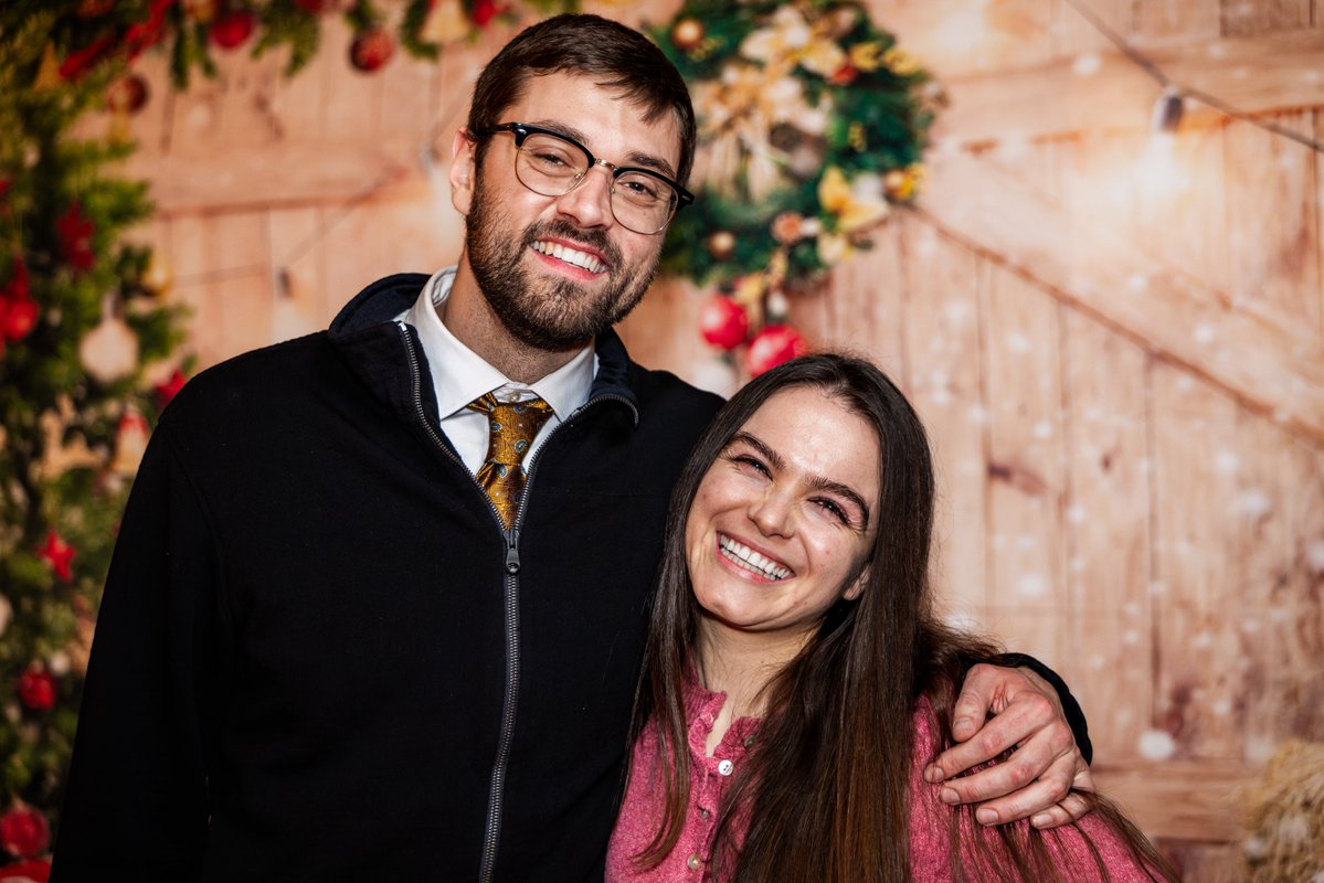 JosephForbush's tweet photo. It doesn’t feel like Christmas, but these photos sure do! 📸

I’m about 6 months late, but I still have great memories capturing the annual YSA (Young Single Adult) Christmas Soirée at The Church of Jesus Christ of Latter-day Saints. 

Members and guests enjoyed a fun evening! 😎 https://t.co/UdFgrLDabx