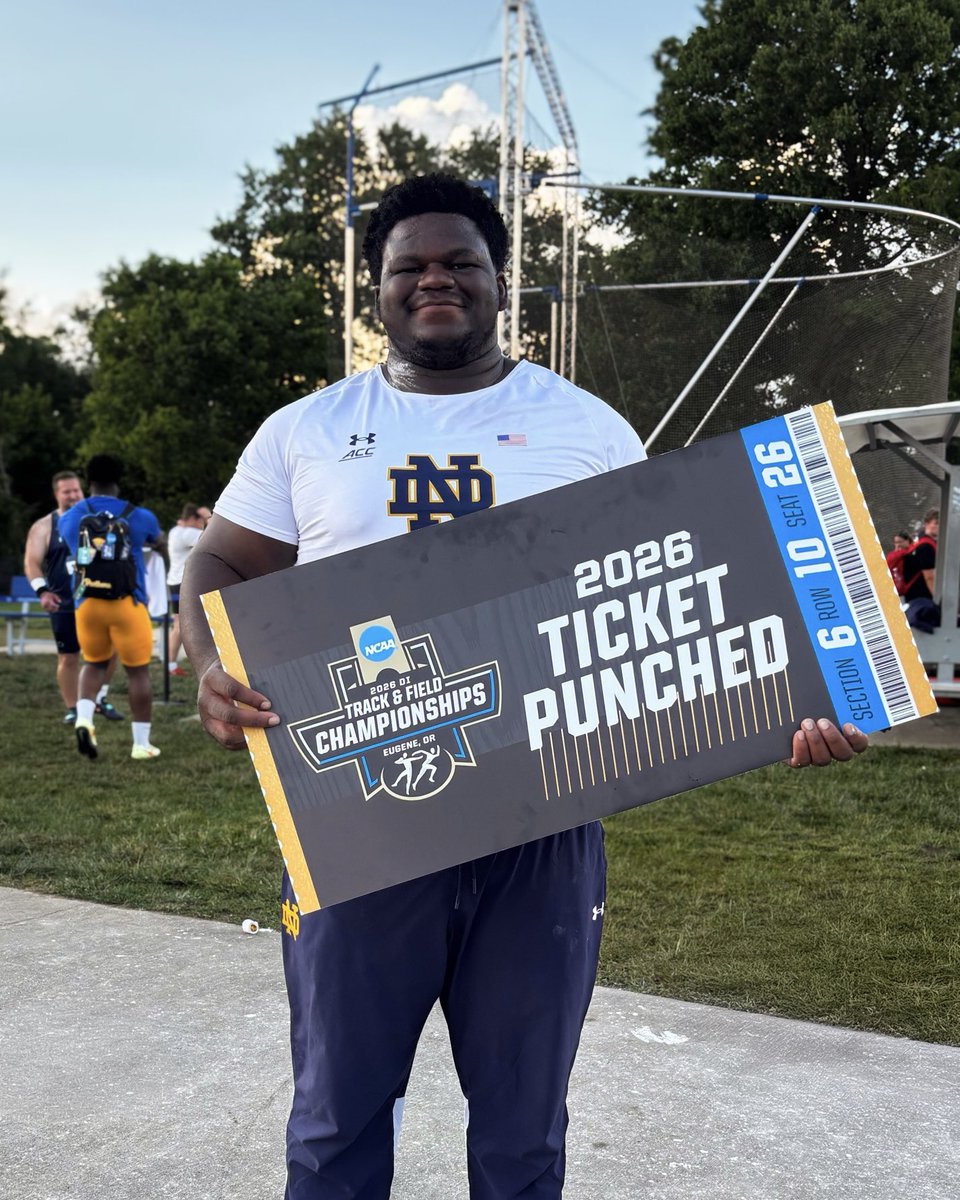 FightingIrish's tweet photo. Tickets punched 🎟️☘️

Three members of @NDXCTF are headed to Eugene for the NCAA Championships!

#GoIrish☘️ https://t.co/aONzinhOTc