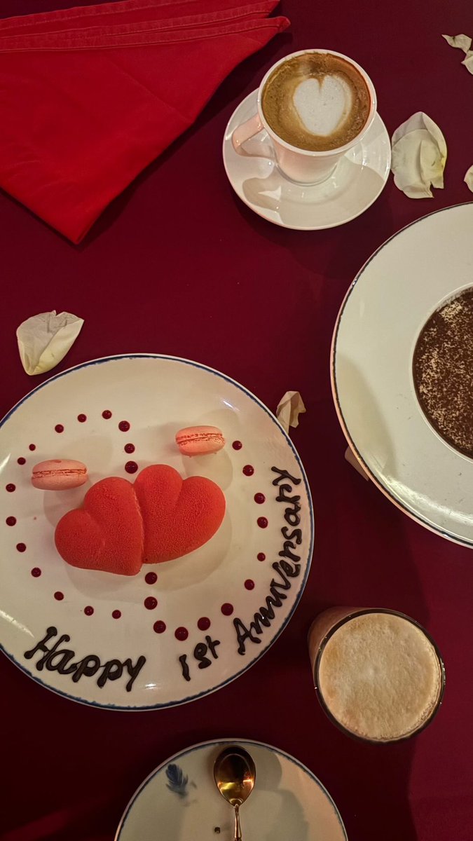 35_rab's tweet photo. 1 year of love ❤️ https://t.co/ethaG1lqID
