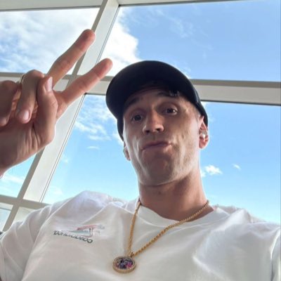oserqu tweet media