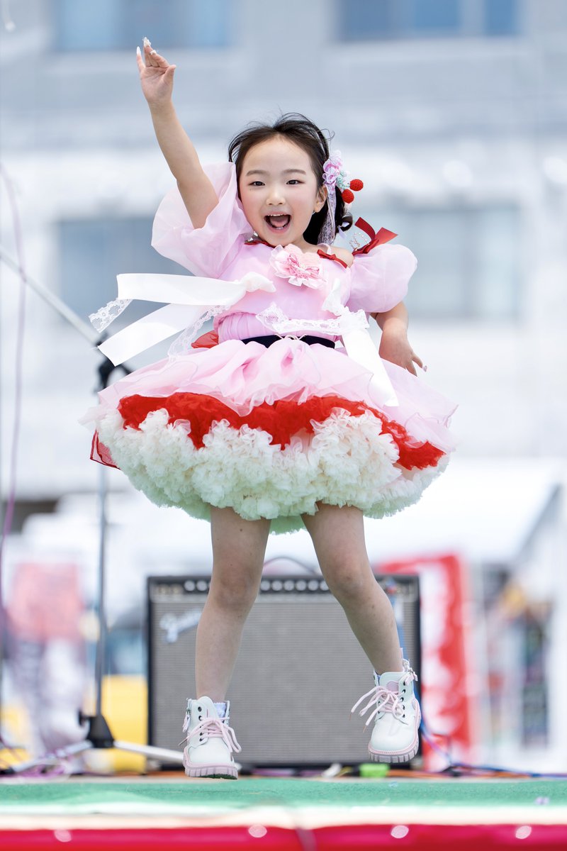 yuichan_anchan's tweet photo. ◎ ガーデンピクニックフェスタ
◎ 佐久市民交流ひろば
◎ 長野県佐久市
◎ 2026.05.24(日)
◎ みらくる♡るるステージ
◎ らなちゃん④
#らなちゃん #JS1 #みらくるるる #研究生 #ARKキッズ #芸能プロダクションARK @Skysunny33R https://t.co/ok6BBfF9so
