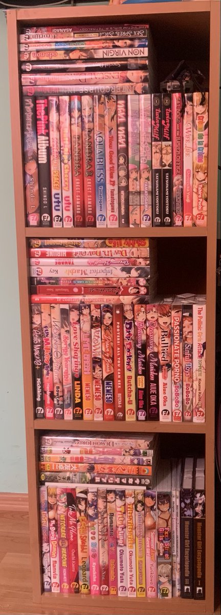 daeldaus's tweet photo. @kuro_eroge Siempre es mejor ver tu colección en físico… compartimos algunos gustos. https://t.co/UvEYQer5RZ