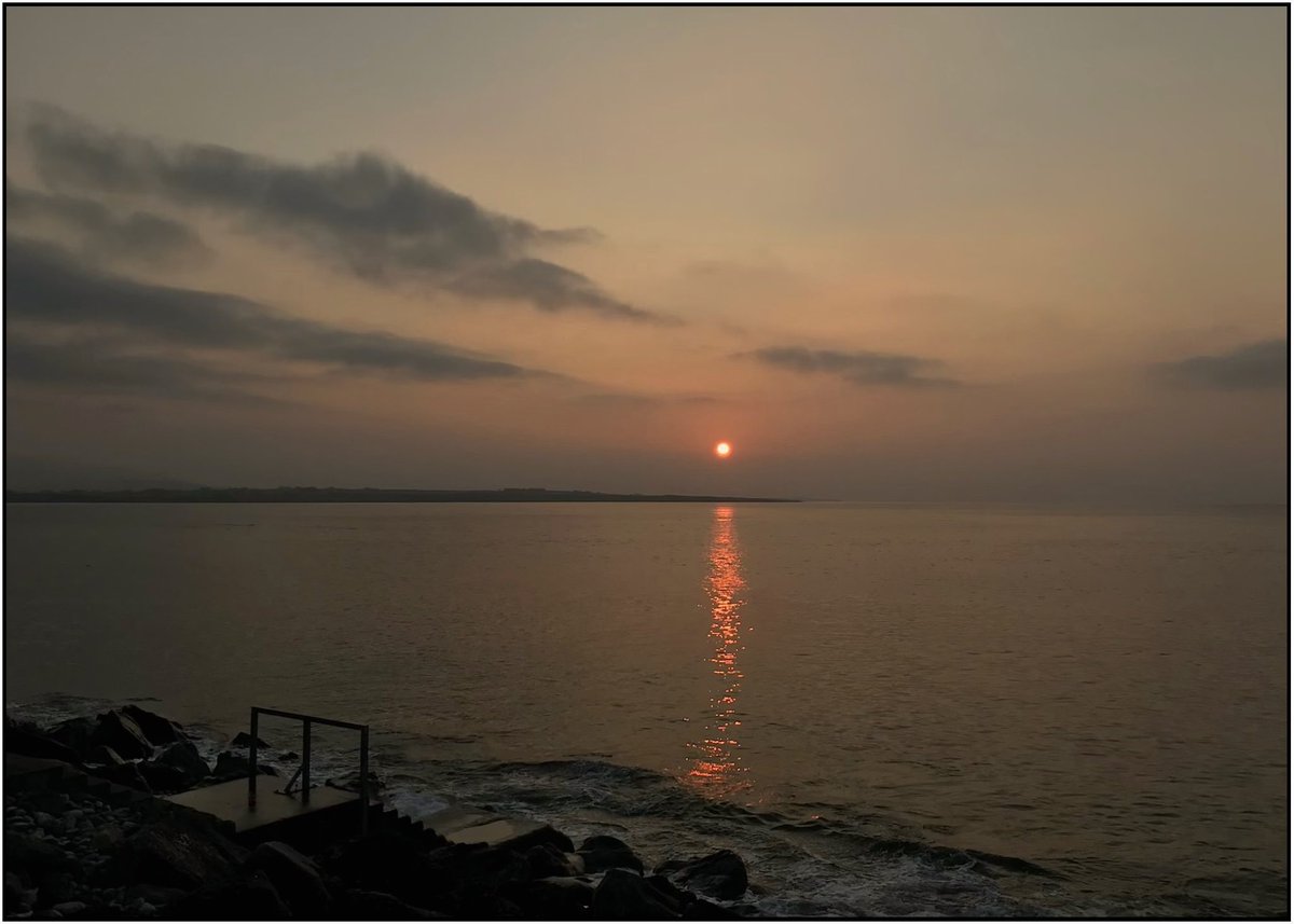 terranovadesign's tweet photo. Nobody Came .………….. ❤️
#lovelife #mystory #spring #strandhill #sunset #wildatlanticway #sligo #photography #surf #surfing #nature #surfing #Ireland https://t.co/7Ea1eVDdBa