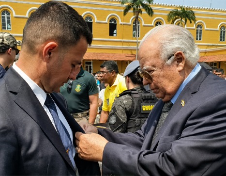 Gil Diniz tweet media