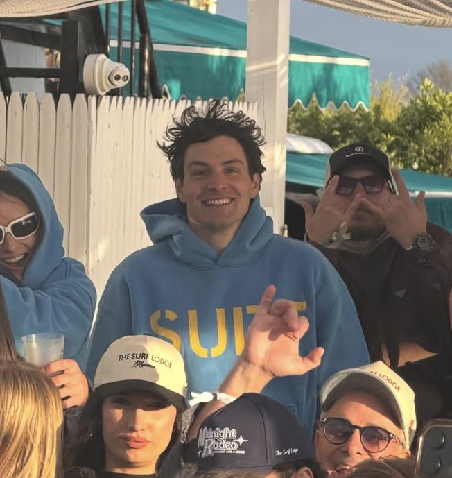 scuderiaonce's tweet photo. HES LIKE THE CUTEST PERSON ALIVE OMG LOOK AT THE FLUFFY HAIR??????? AND THAT BIG CUTIE SMILE?????? https://t.co/SVvWNUqDbo
