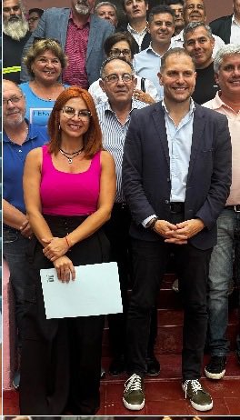 ContribuyenteR's tweet photo. Fotos con el procesado por violencia de género, el kuka Martín Gill, Alejandra Vigo (esposa de Schiaretti) y Rodio (Agencia Córdoba Cultural). https://t.co/DvBb2AMe2O